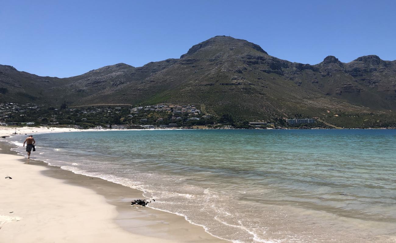 Hout Bay beach'in fotoğrafı parlak kum yüzey ile