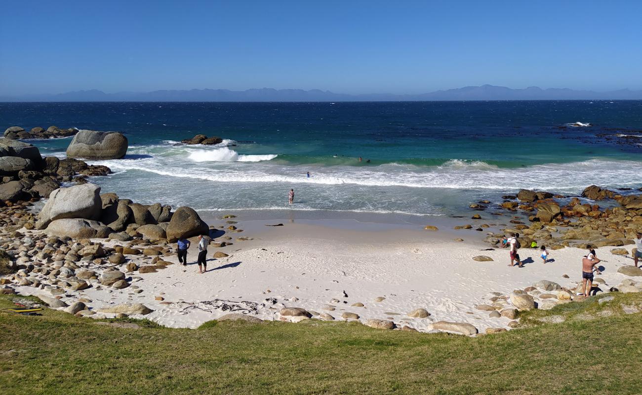 Fisherman's beach'in fotoğrafı i̇nce bej kum yüzey ile