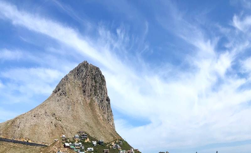 Rooi-Els beach'in fotoğrafı i̇nce bej kum yüzey ile