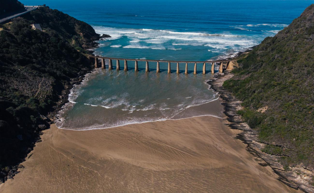 Kaaimans River beach'in fotoğrafı parlak kum yüzey ile