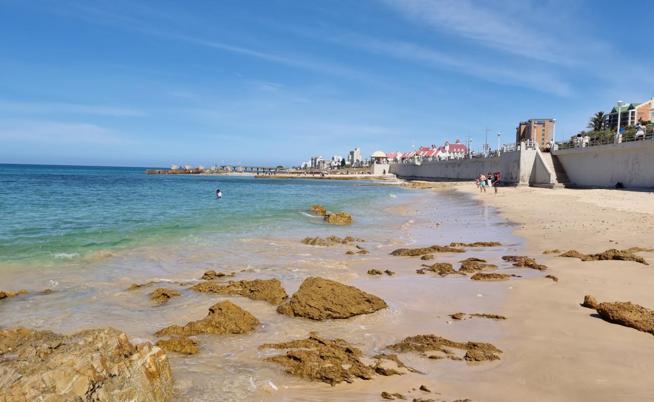 Humewood beach'in fotoğrafı açık bej kum yüzey ile