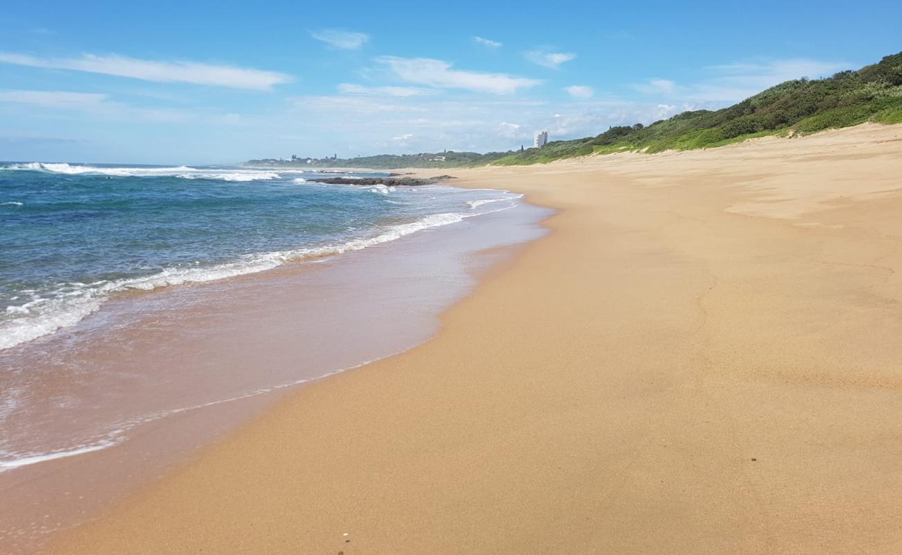 Sea Park beach'in fotoğrafı i̇nce bej kum yüzey ile
