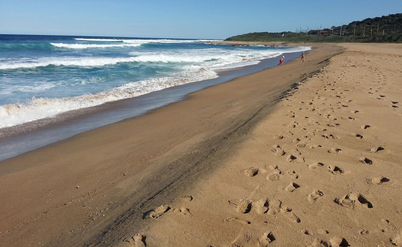 Happy Wanderers beach'in fotoğrafı i̇nce bej kum yüzey ile