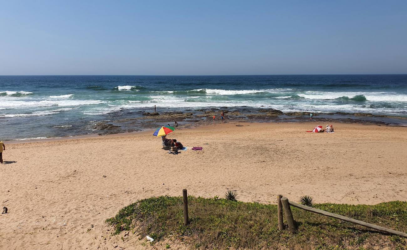 Zinkwazi beach'in fotoğrafı açık bej kum yüzey ile