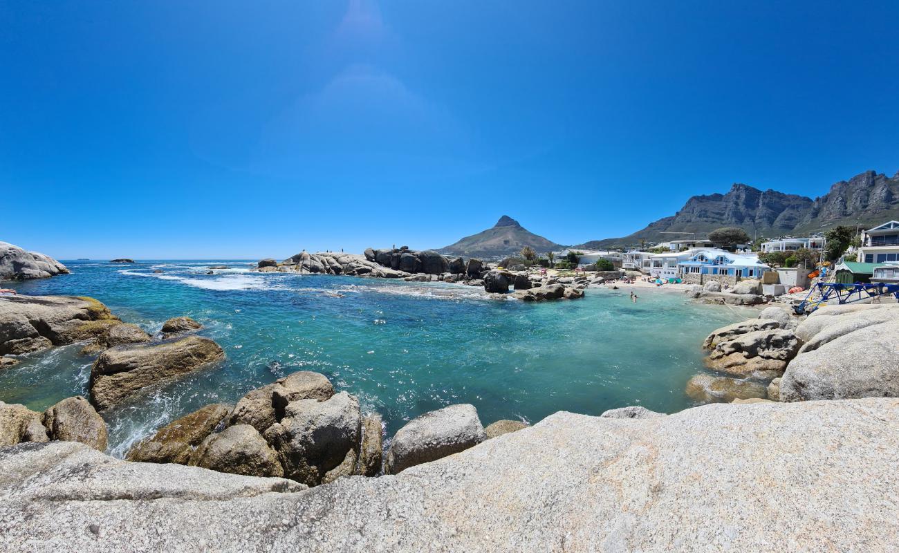 Bakoven Beach'in fotoğrafı parlak kum yüzey ile