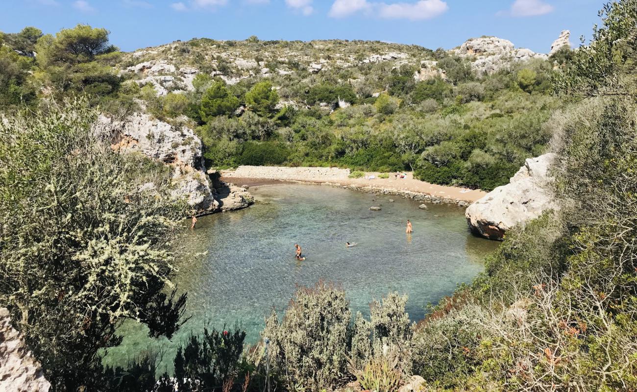 Cales Coves'in fotoğrafı taşlar yüzey ile