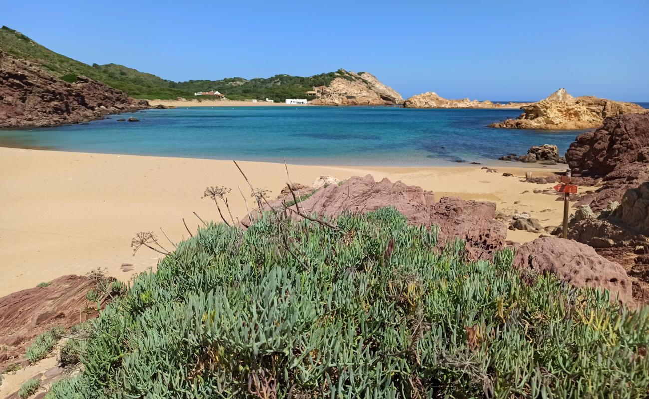 Cala Pregonda II'in fotoğrafı kahverengi kum yüzey ile