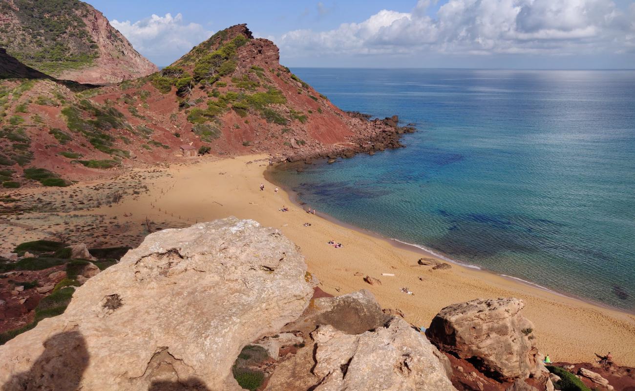 Cala del Pilar'in fotoğrafı kahverengi kum yüzey ile