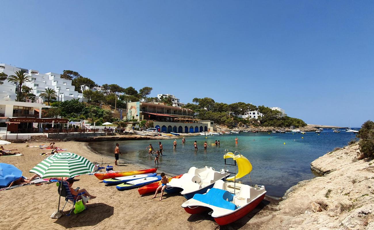 Es Portitxol a Portinatx'in fotoğrafı açık bej kum yüzey ile