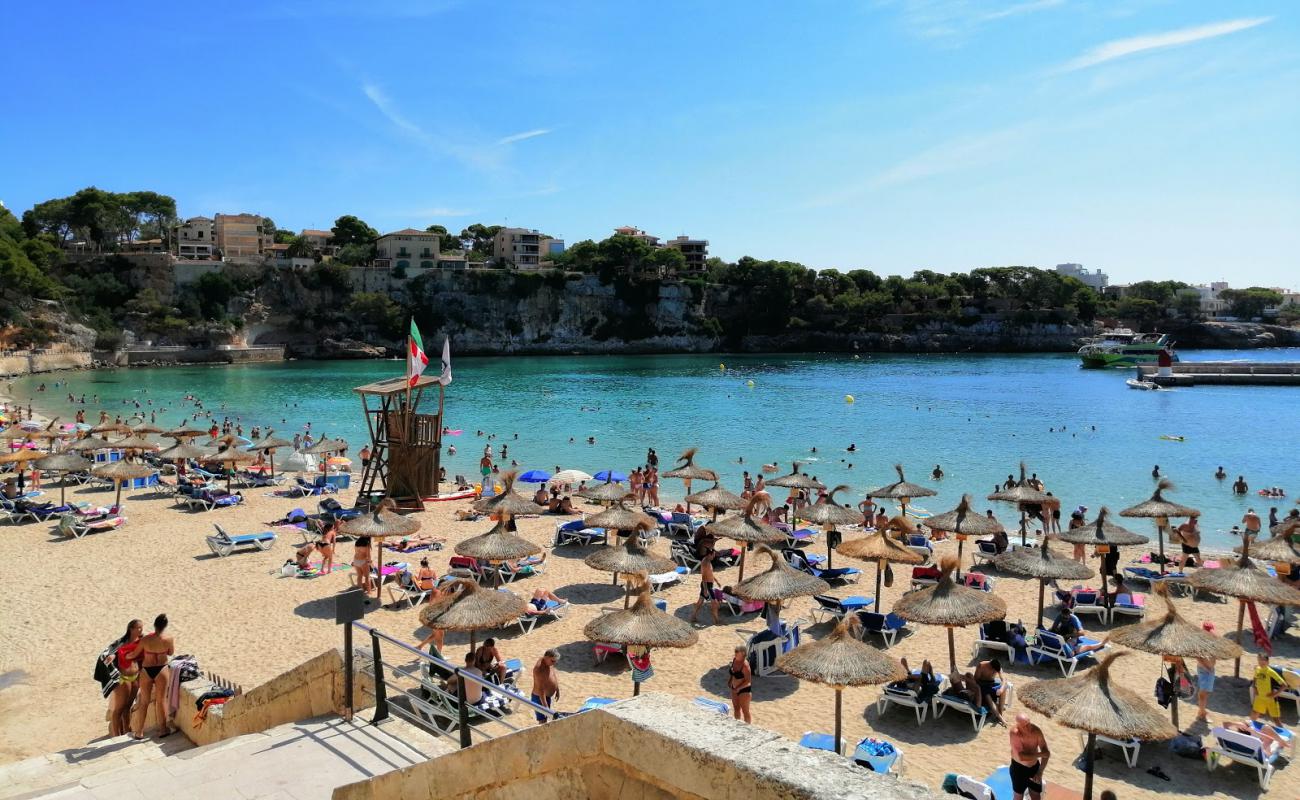 Platja de Porto Cristo'in fotoğrafı açık bej kum yüzey ile