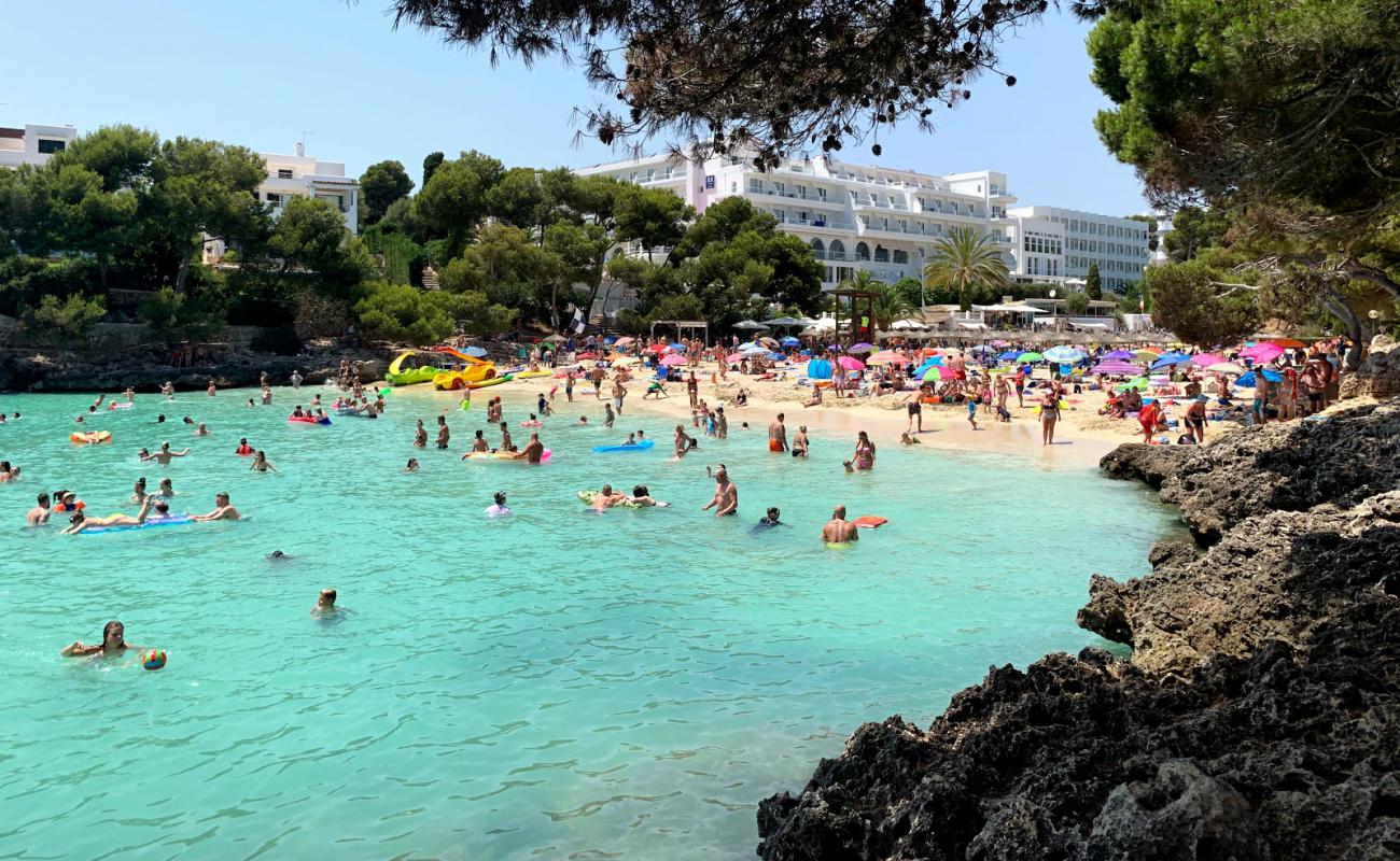 Cala Gran'in fotoğrafı i̇nce bej kum yüzey ile