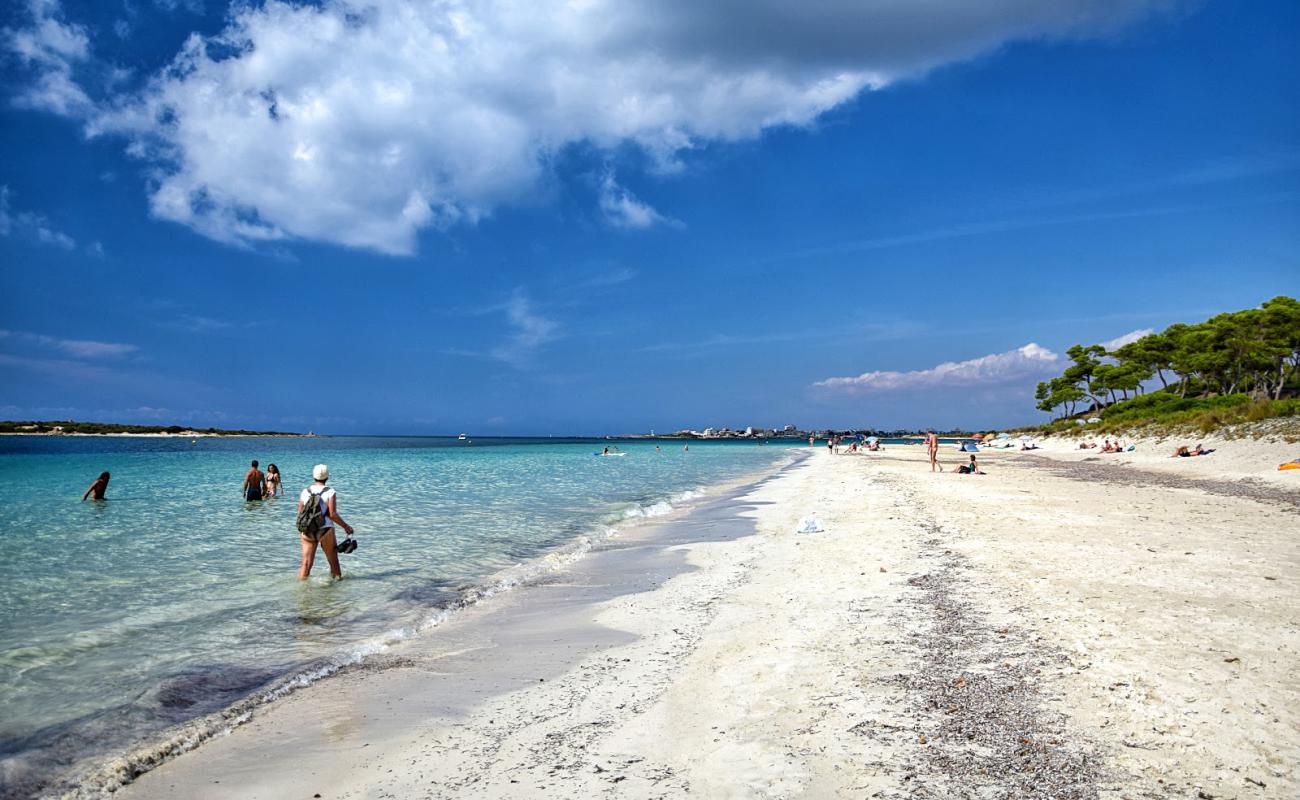 Platja d'es Carbo'in fotoğrafı i̇nce bej kum yüzey ile