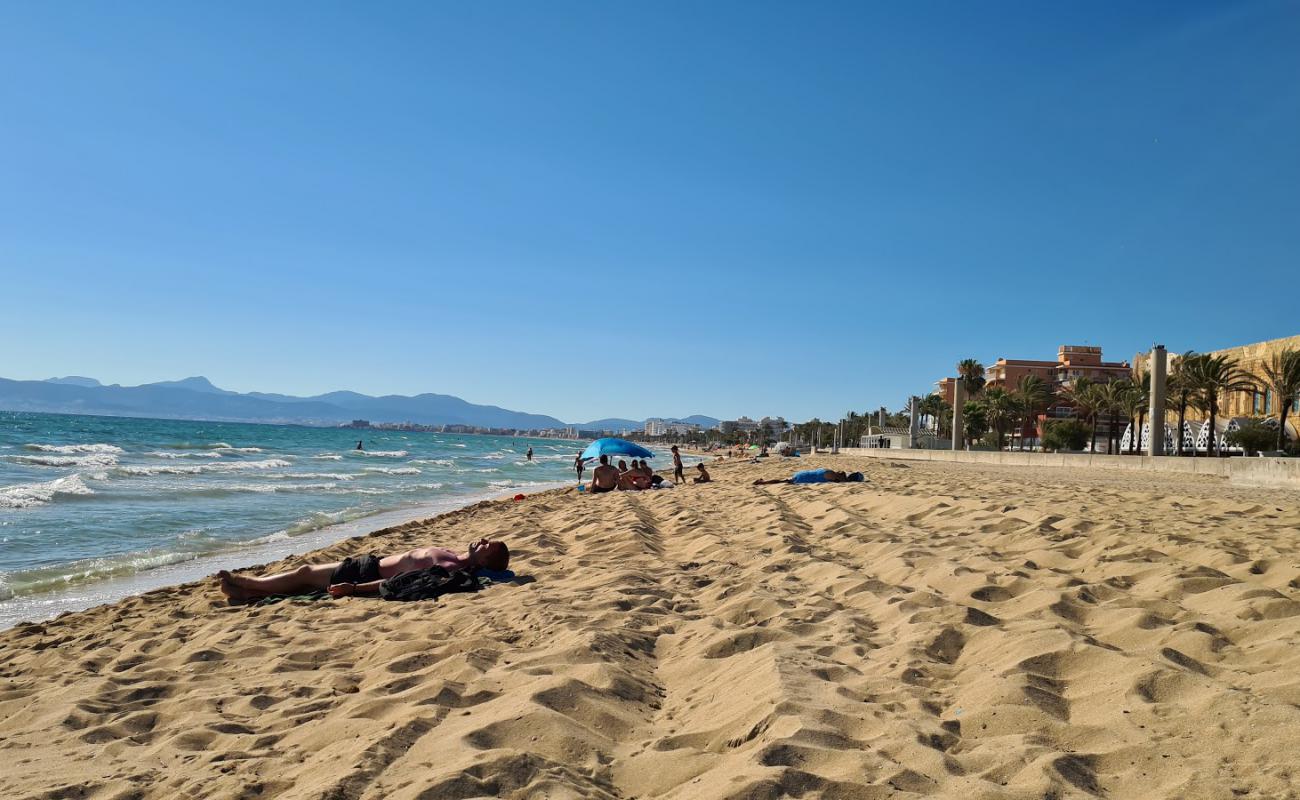 Playa de Palma'in fotoğrafı i̇nce bej kum yüzey ile