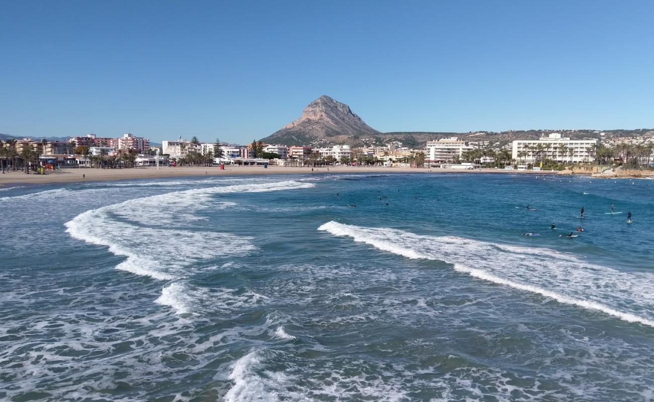 Playa del Arenal'in fotoğrafı gri kum yüzey ile