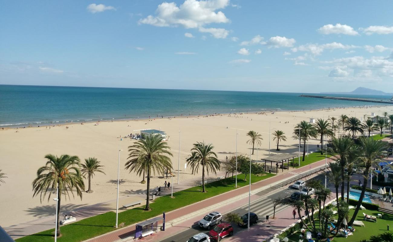 Platja de Gandia'in fotoğrafı parlak kum yüzey ile