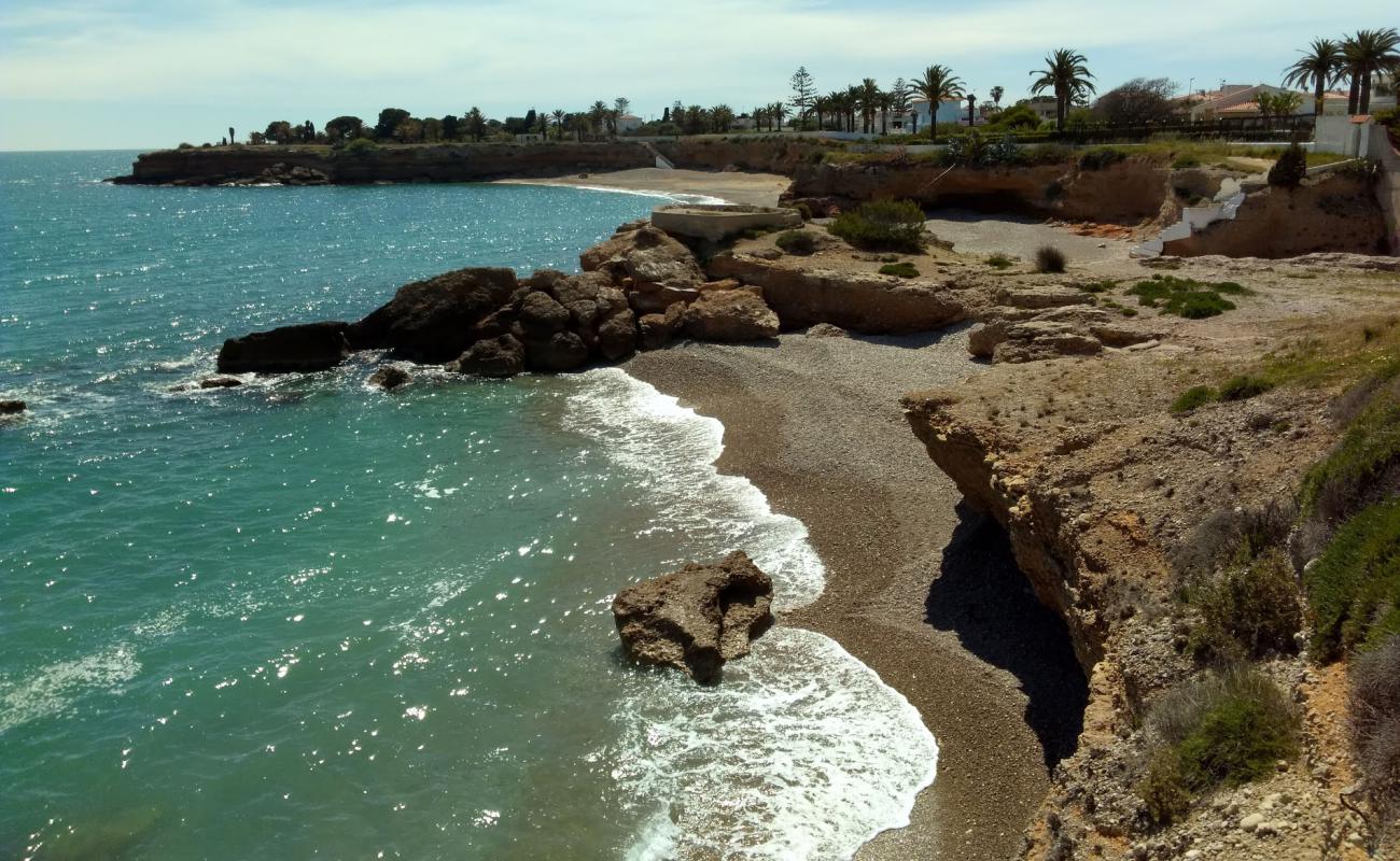 Platja del Triador II'in fotoğrafı küçük gri çakıllar yüzey ile