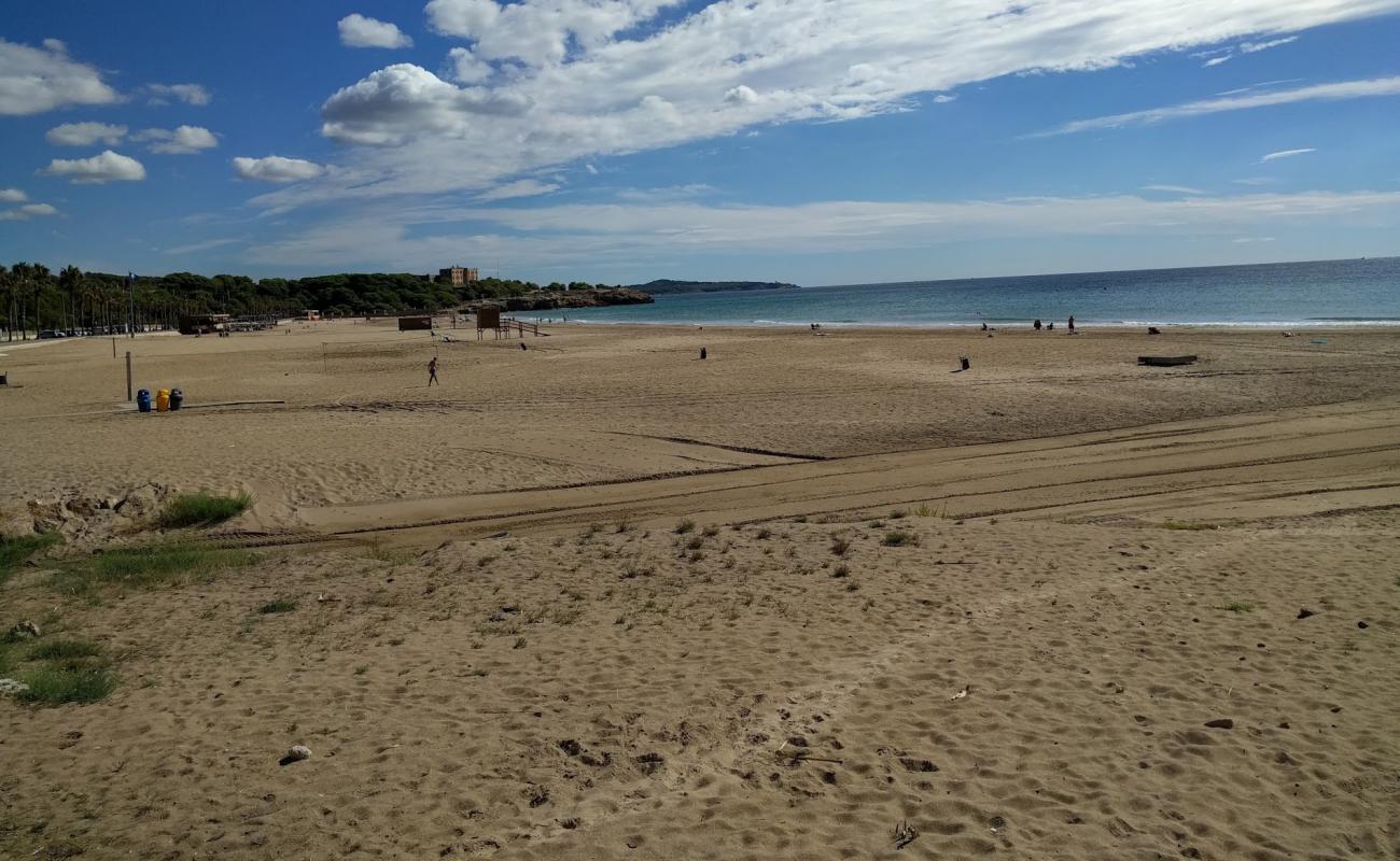 Platja de l'Arrabassada'in fotoğrafı açık bej kum yüzey ile