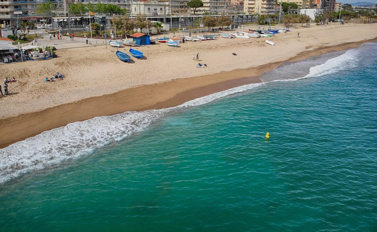 Platja dels Pescadors'in fotoğrafı açık bej kum yüzey ile