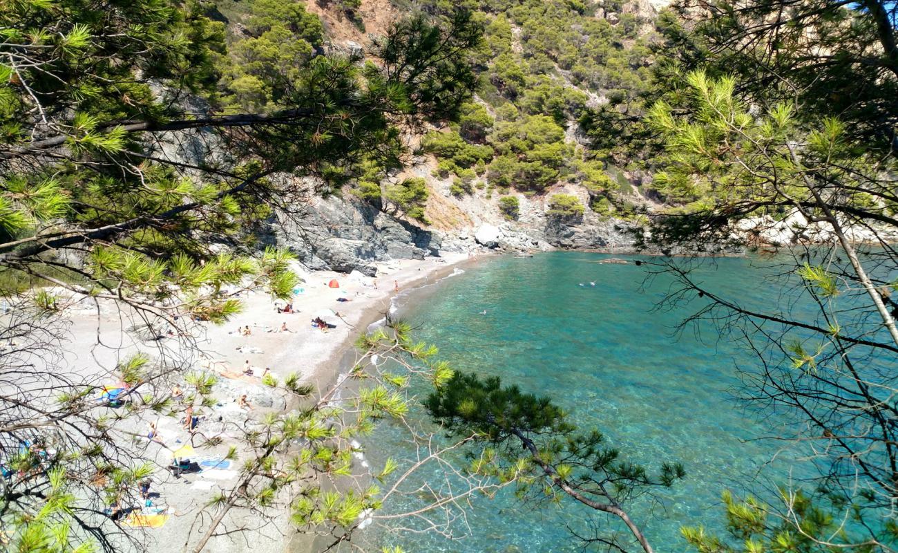 Fonda Plajı'in fotoğrafı açık bej kum yüzey ile
