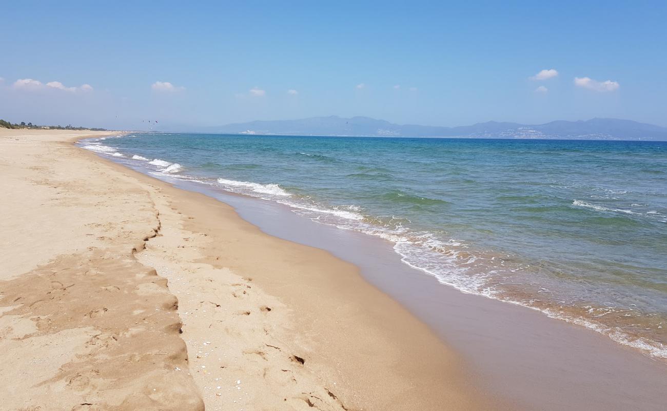 Sant Pere Pescador'in fotoğrafı i̇nce bej kum yüzey ile