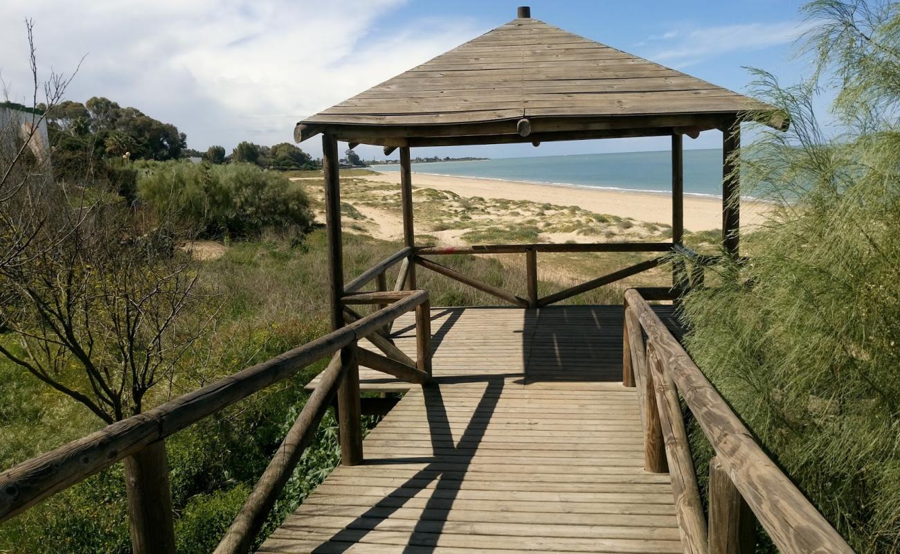 Playa Jara'in fotoğrafı açık bej kum yüzey ile