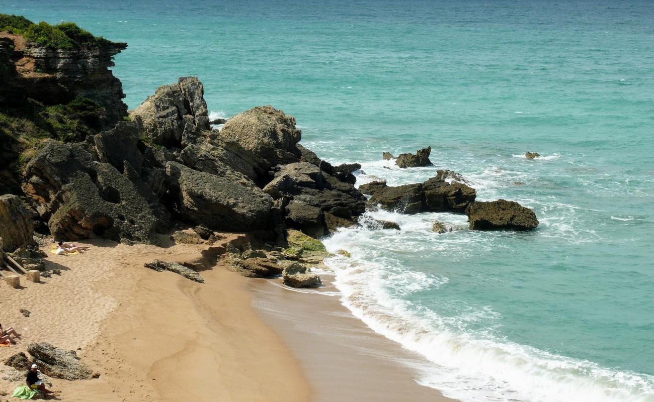 Cala el Frailecillo'in fotoğrafı açık bej kum yüzey ile