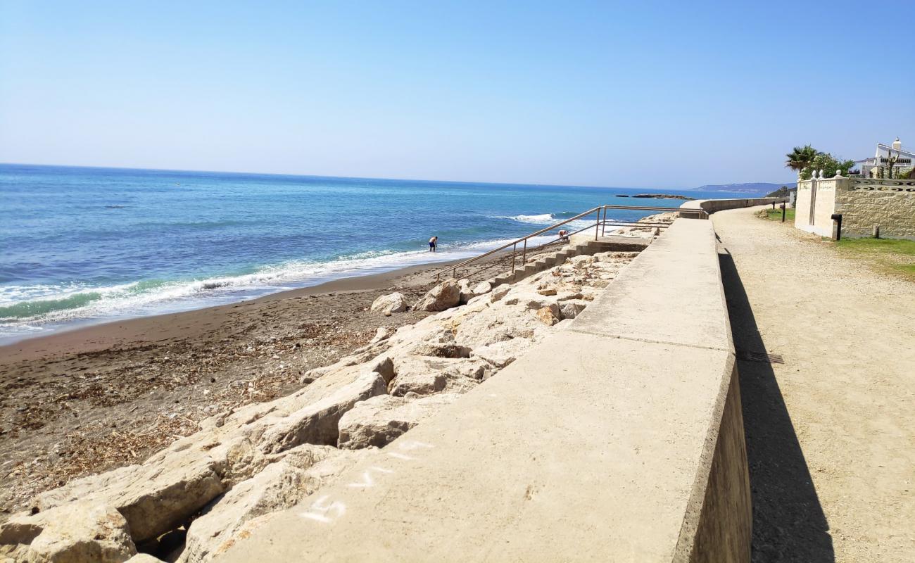 Playa Bahia Dorada'in fotoğrafı gri kum yüzey ile