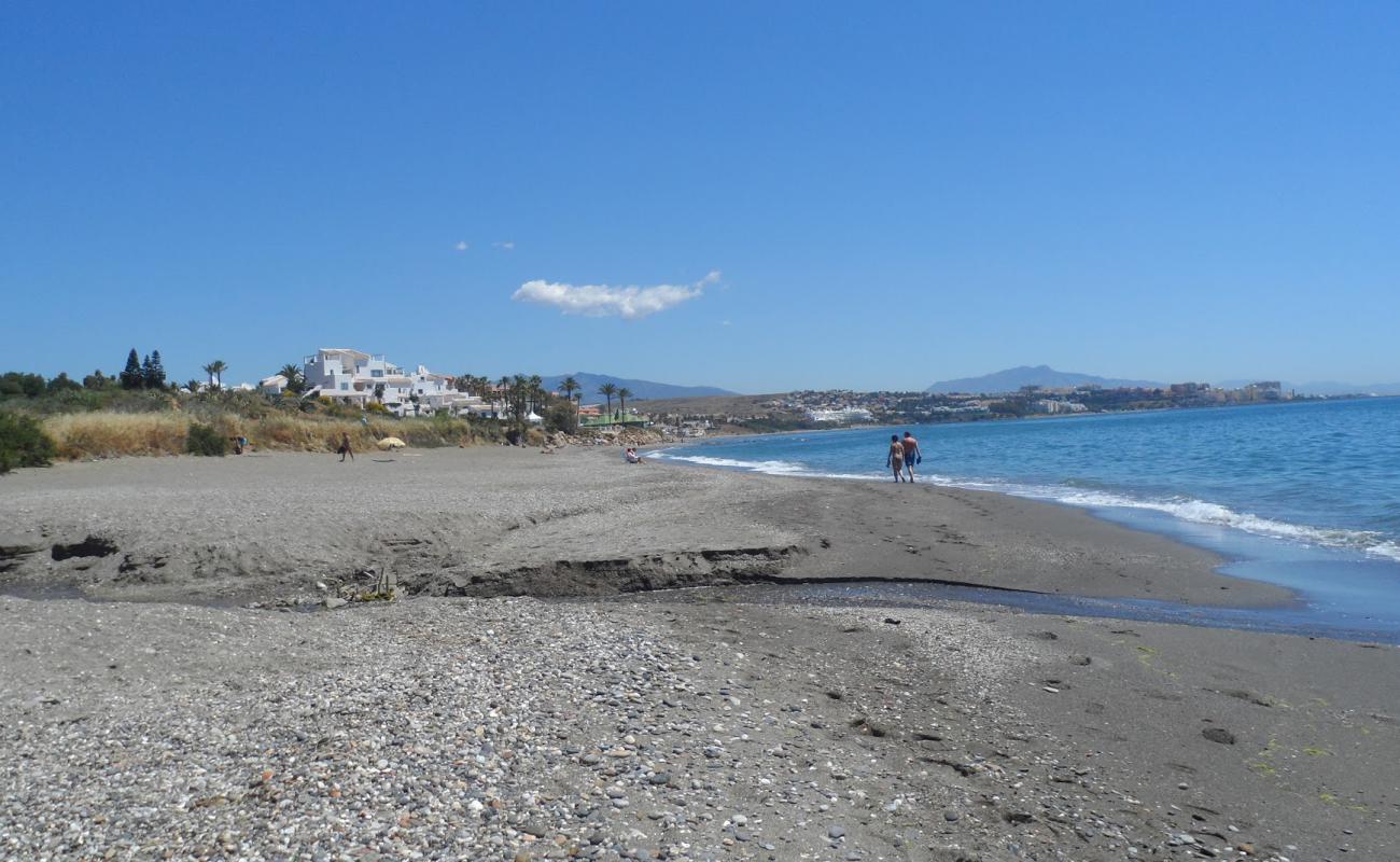 Playa Arroyo Vaquero'in fotoğrafı gri kum yüzey ile