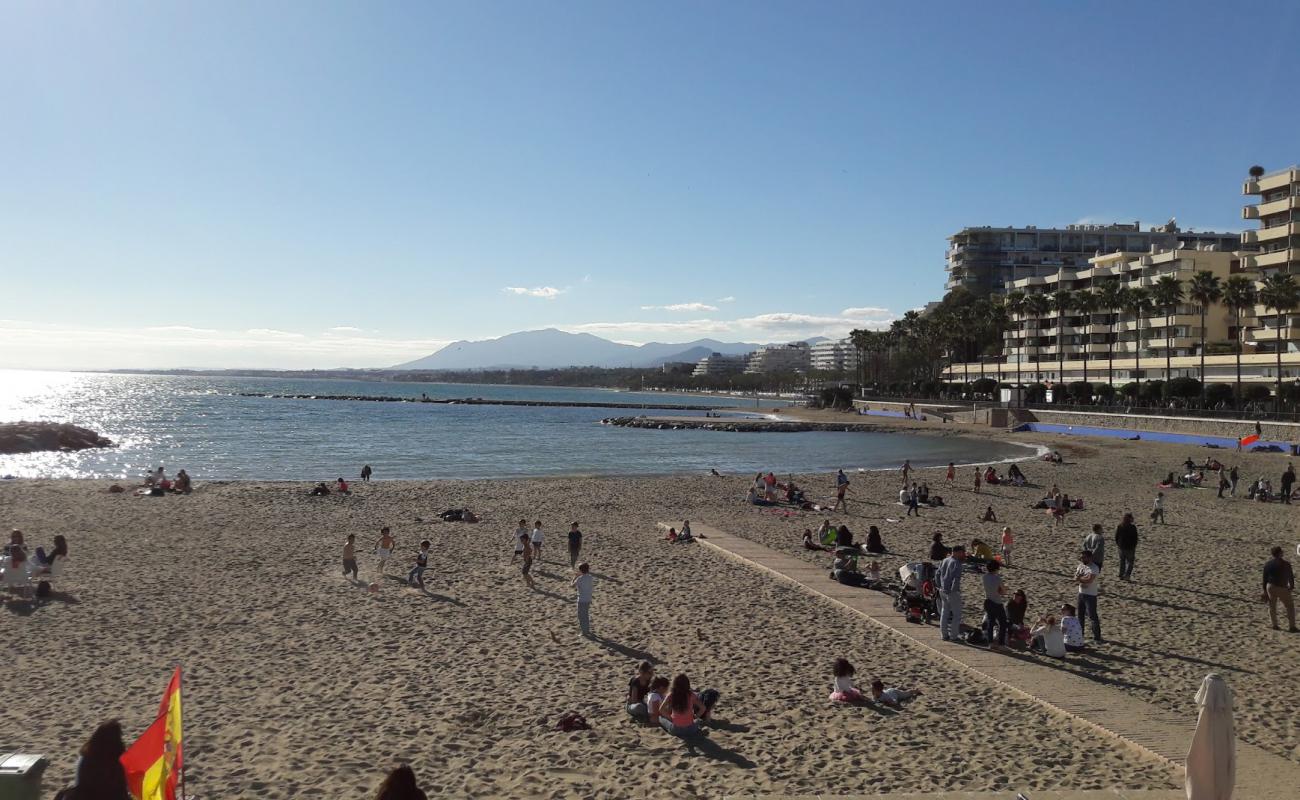 Playa del Faro'in fotoğrafı gri kum yüzey ile