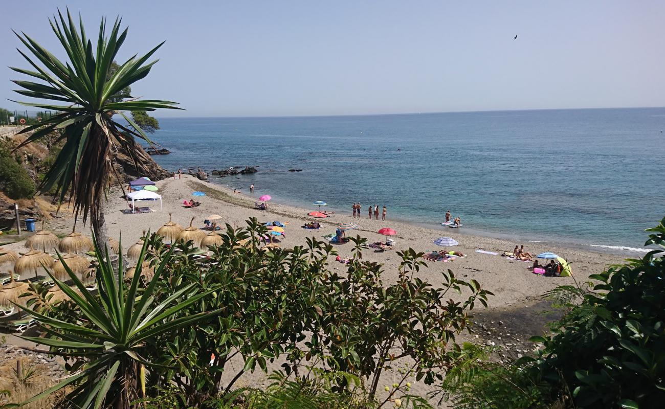 Playa de las Yucas'in fotoğrafı gri kum yüzey ile