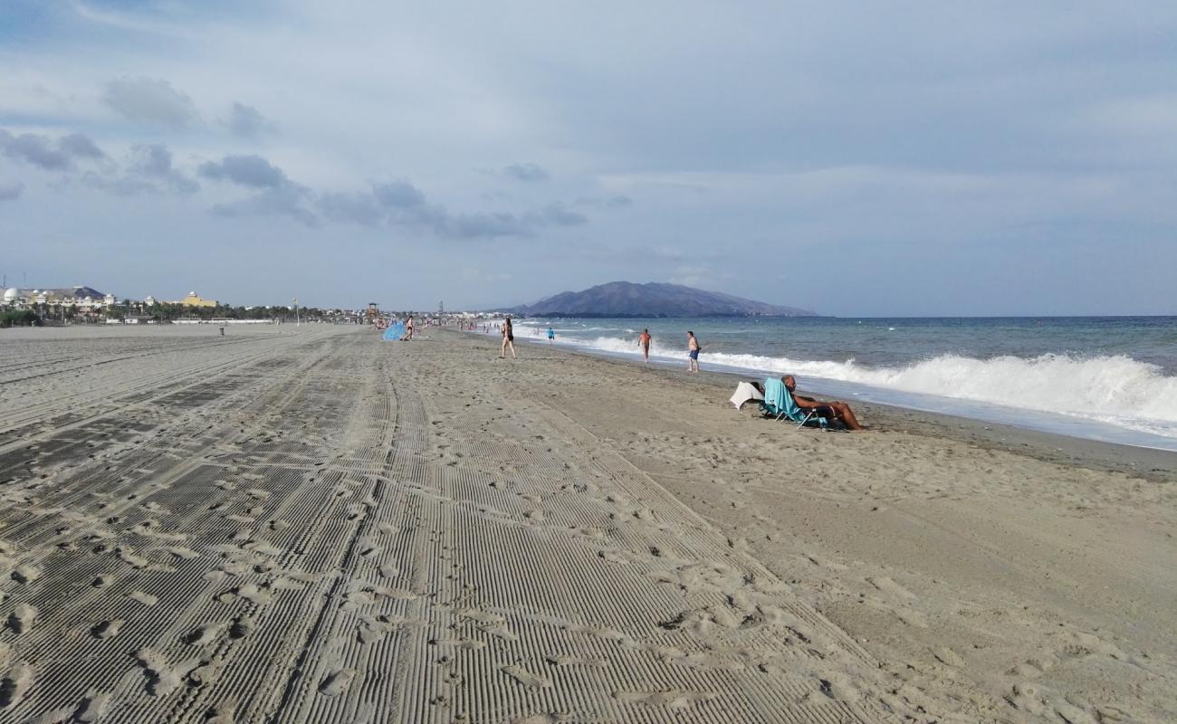 Playa de Puerto del Rey'in fotoğrafı açık bej kum yüzey ile