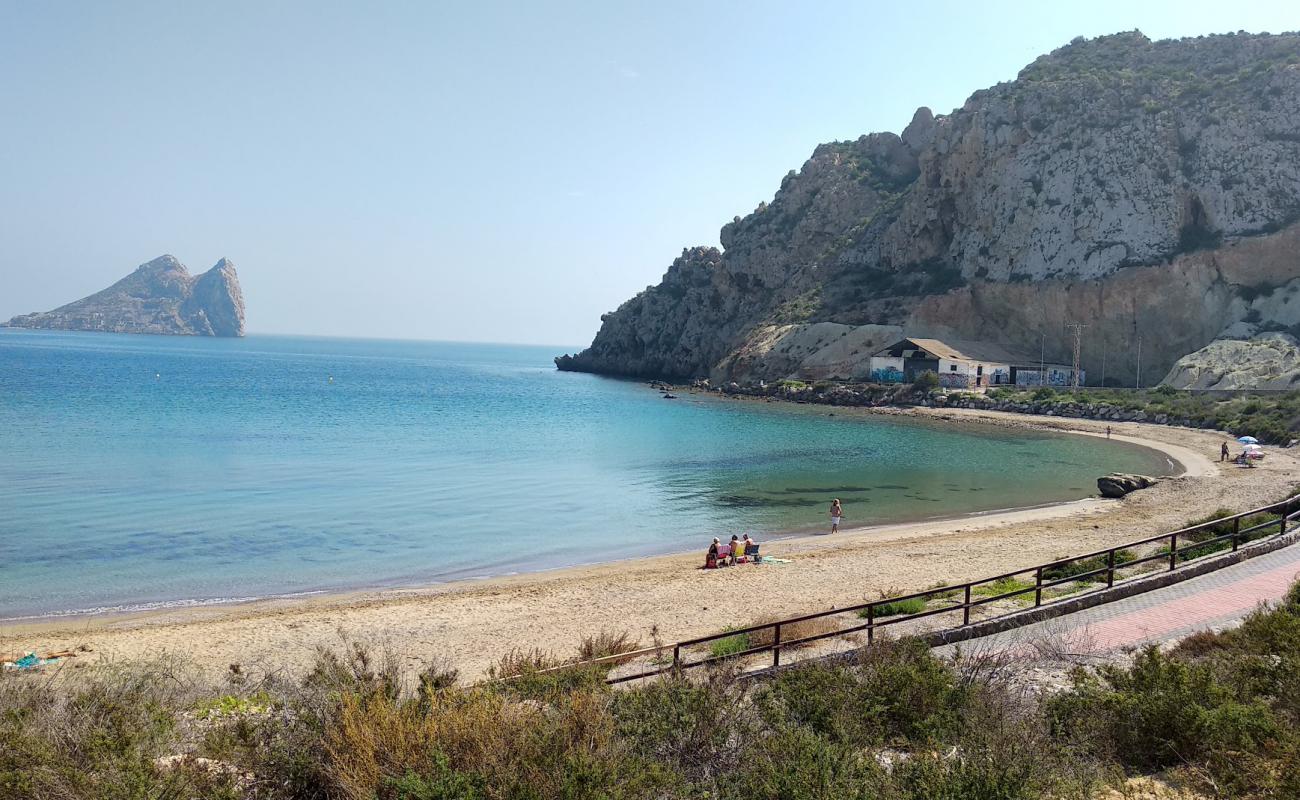 Playa El Hornillo 2'in fotoğrafı gri kum ve çakıllar yüzey ile
