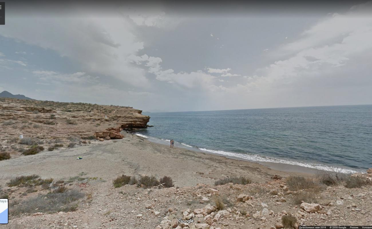 Playa Hondon del Fondo'in fotoğrafı küçük koy ile birlikte