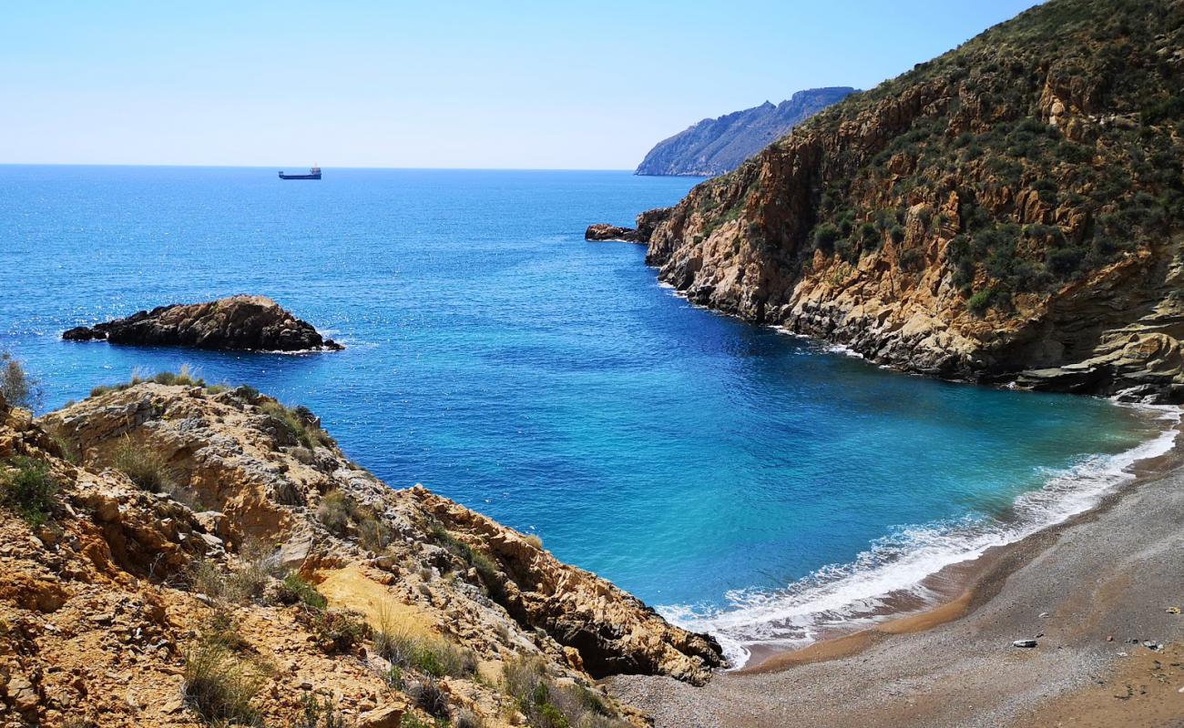 Cala Del Bolete Grande'in fotoğrafı gri ince çakıl taş yüzey ile