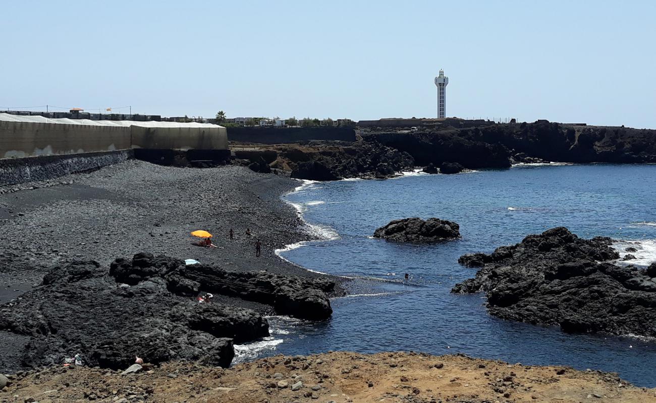 Playa Escondida'in fotoğrafı taşlı kum yüzey ile