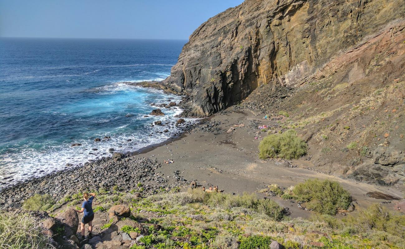 Playa del Trigo'in fotoğrafı taşlı kum yüzey ile