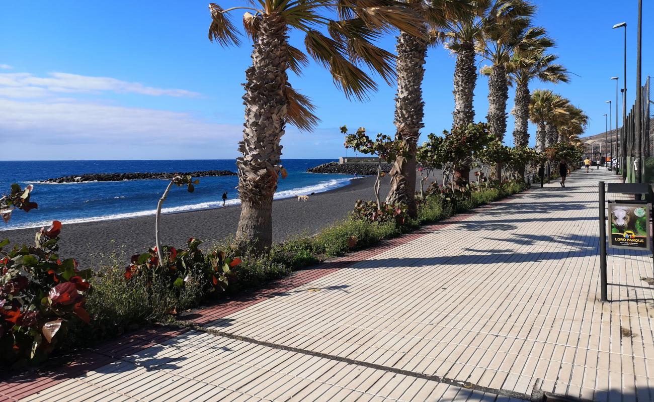 Playa El Cabezo'in fotoğrafı gri kum ve çakıllar yüzey ile
