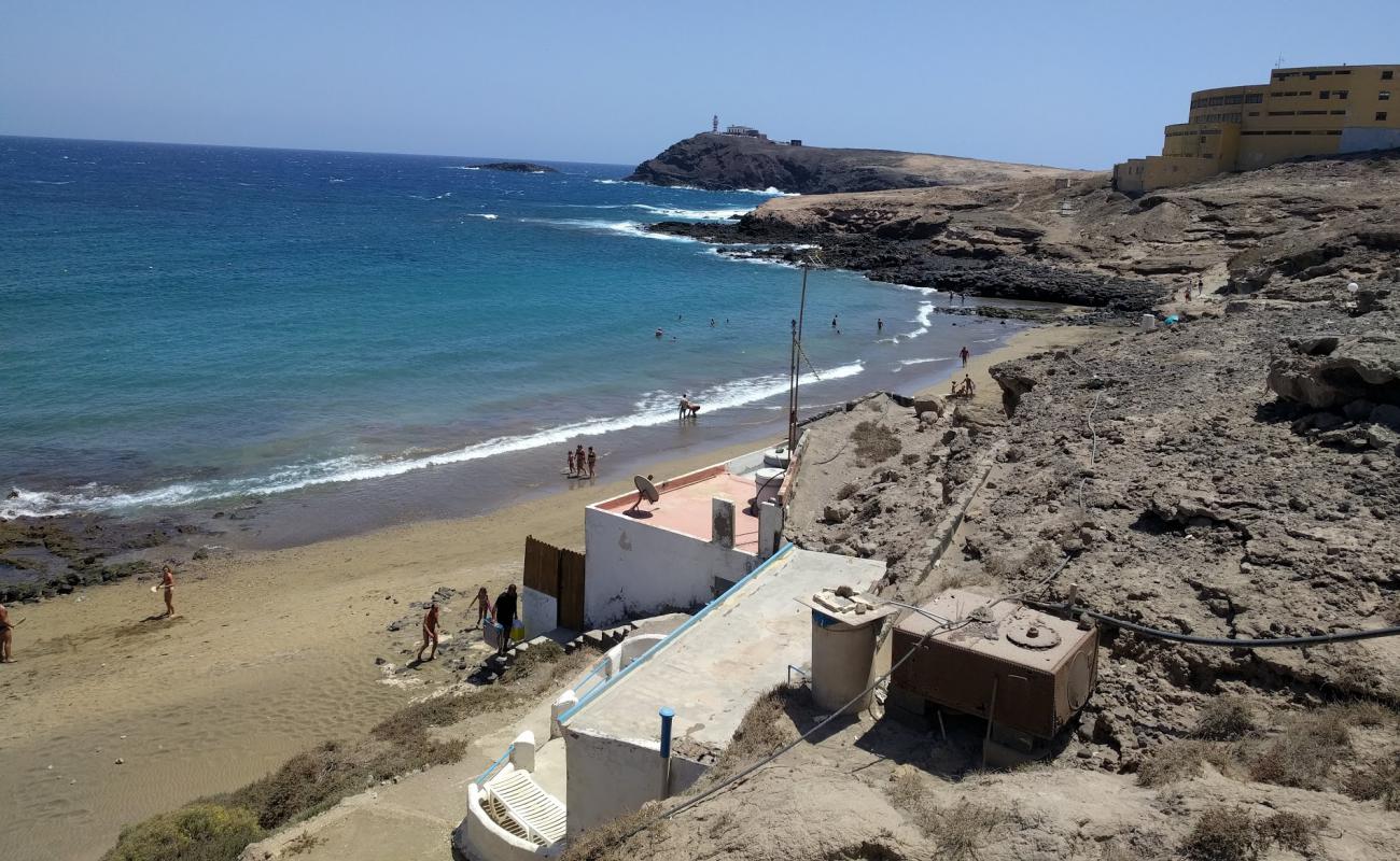 Playa del Cabron'in fotoğrafı kahverengi kum yüzey ile