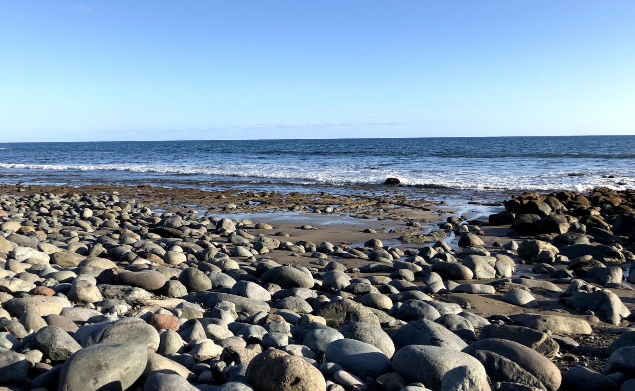 Llanillo Santa Agueda'in fotoğrafı taşlı kum yüzey ile