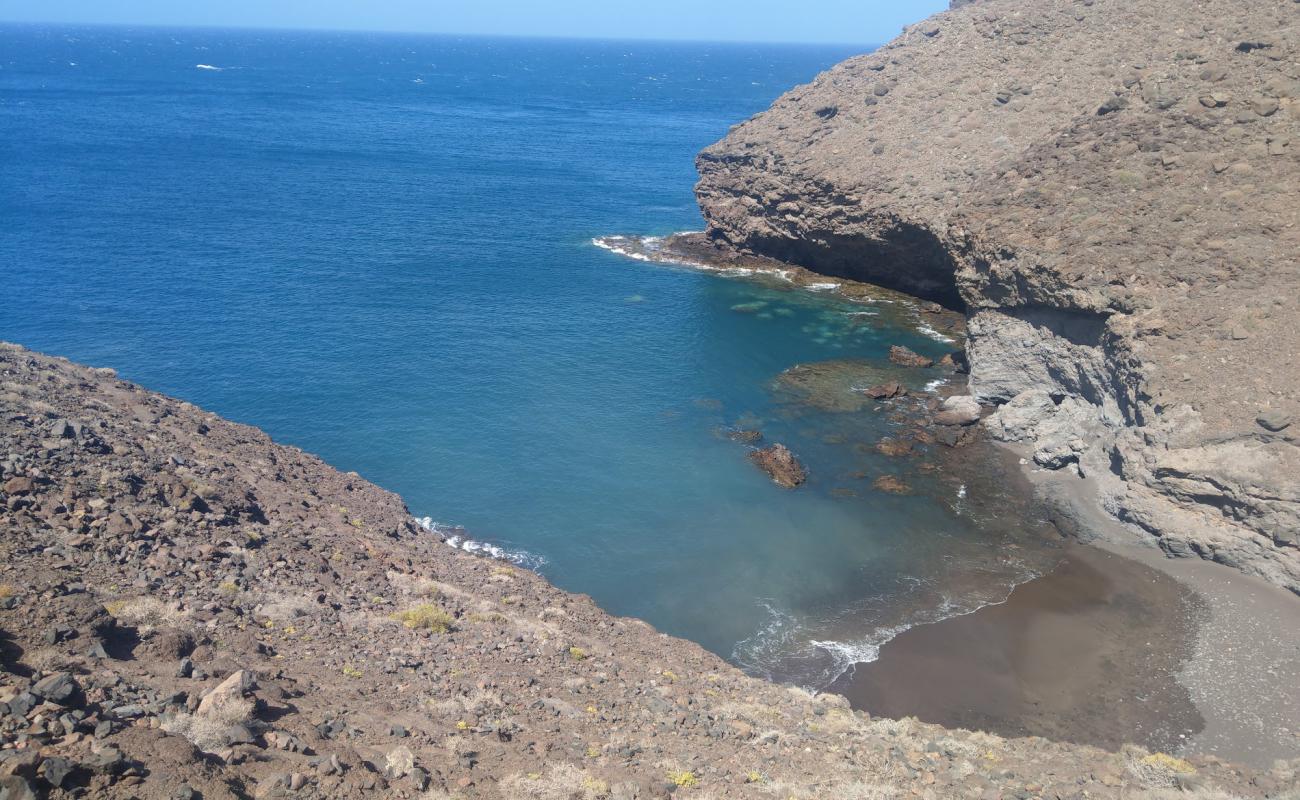 Playa de El Puerto'in fotoğrafı gri kum yüzey ile