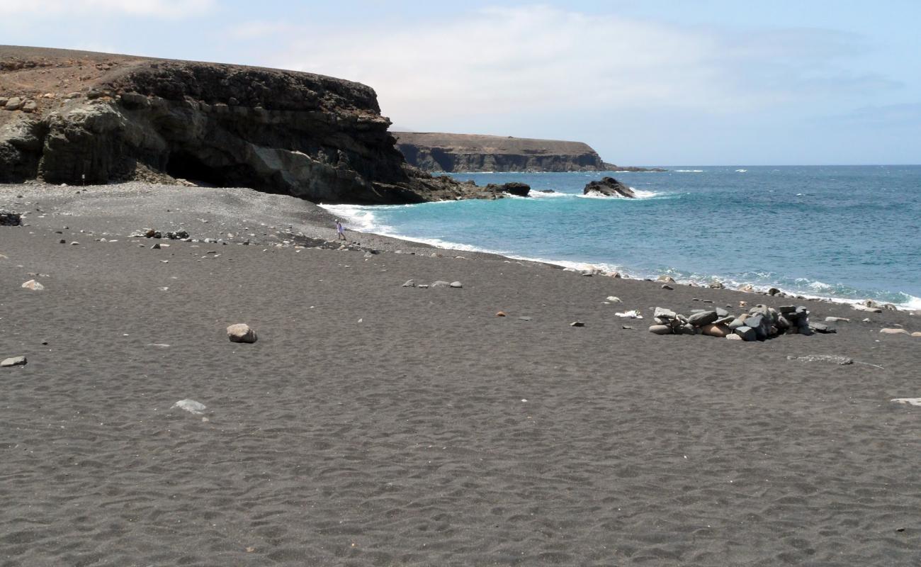 Playa Negras II'in fotoğrafı taşlı kum yüzey ile
