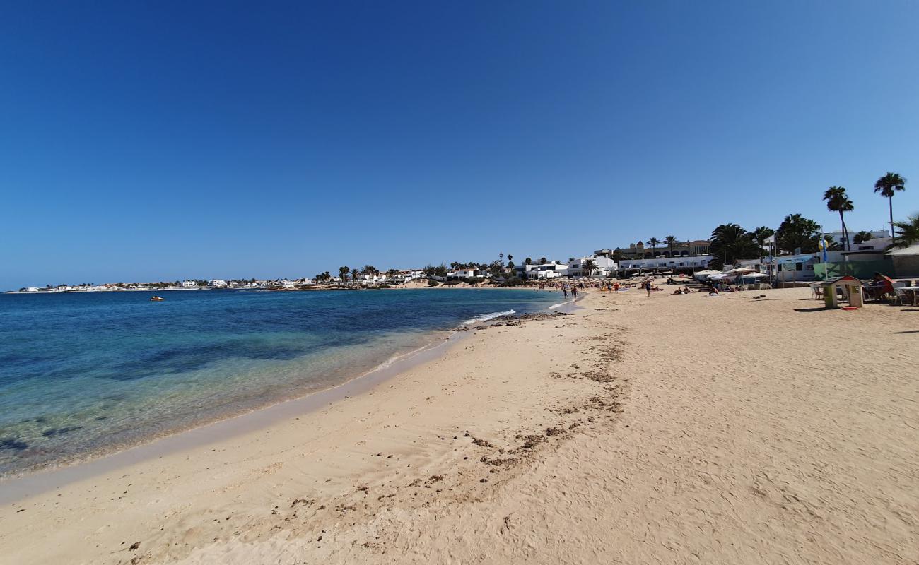 Corralejo Viejo'in fotoğrafı parlak kum yüzey ile