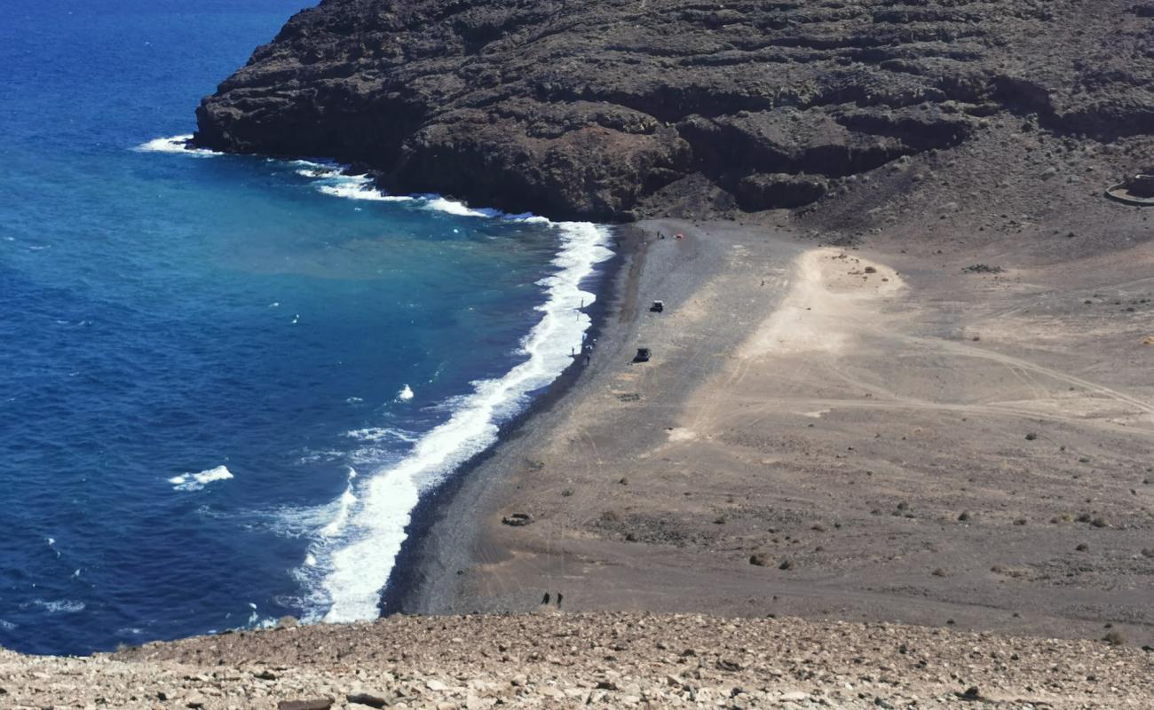 Playa del Paso'in fotoğrafı gri kum ve çakıllar yüzey ile