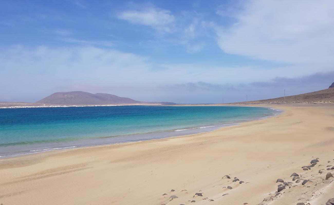 Playa del Risco'in fotoğrafı i̇nce bej kum yüzey ile