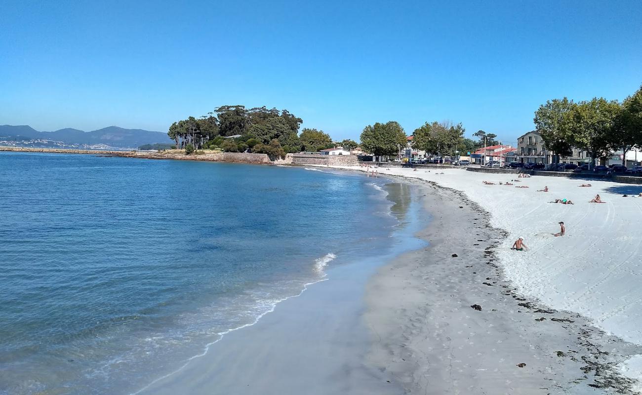 Playa Canido'in fotoğrafı beyaz kum yüzey ile