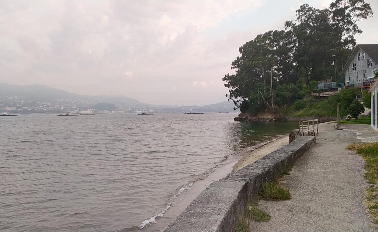 Praia do Porto'in fotoğrafı beyaz kum yüzey ile