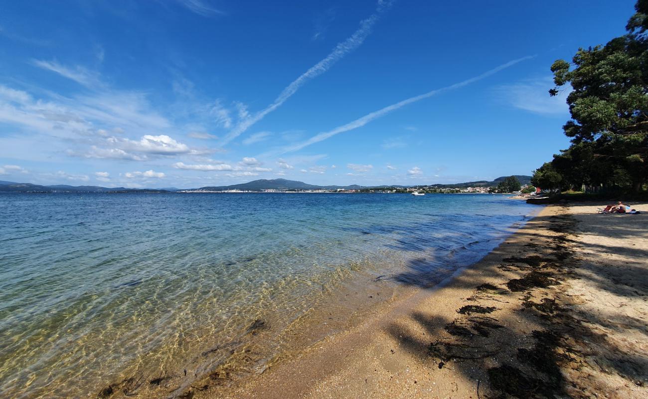 Praia das Sinas II'in fotoğrafı parlak kum yüzey ile