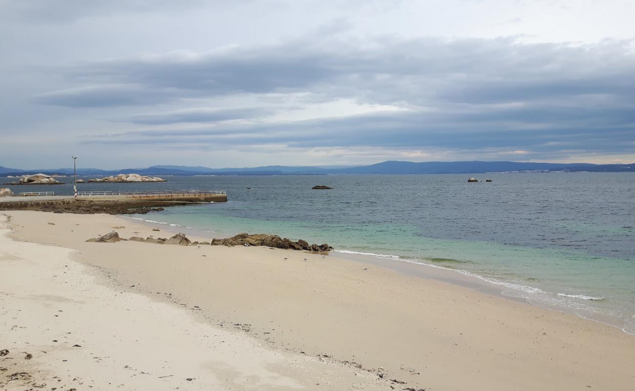 Ameixida beach'in fotoğrafı parlak kum yüzey ile