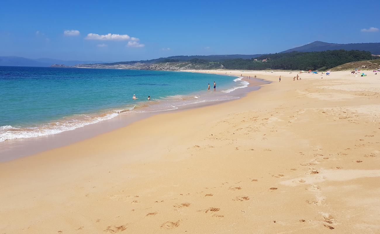 Seiras beach'in fotoğrafı açık bej kum yüzey ile