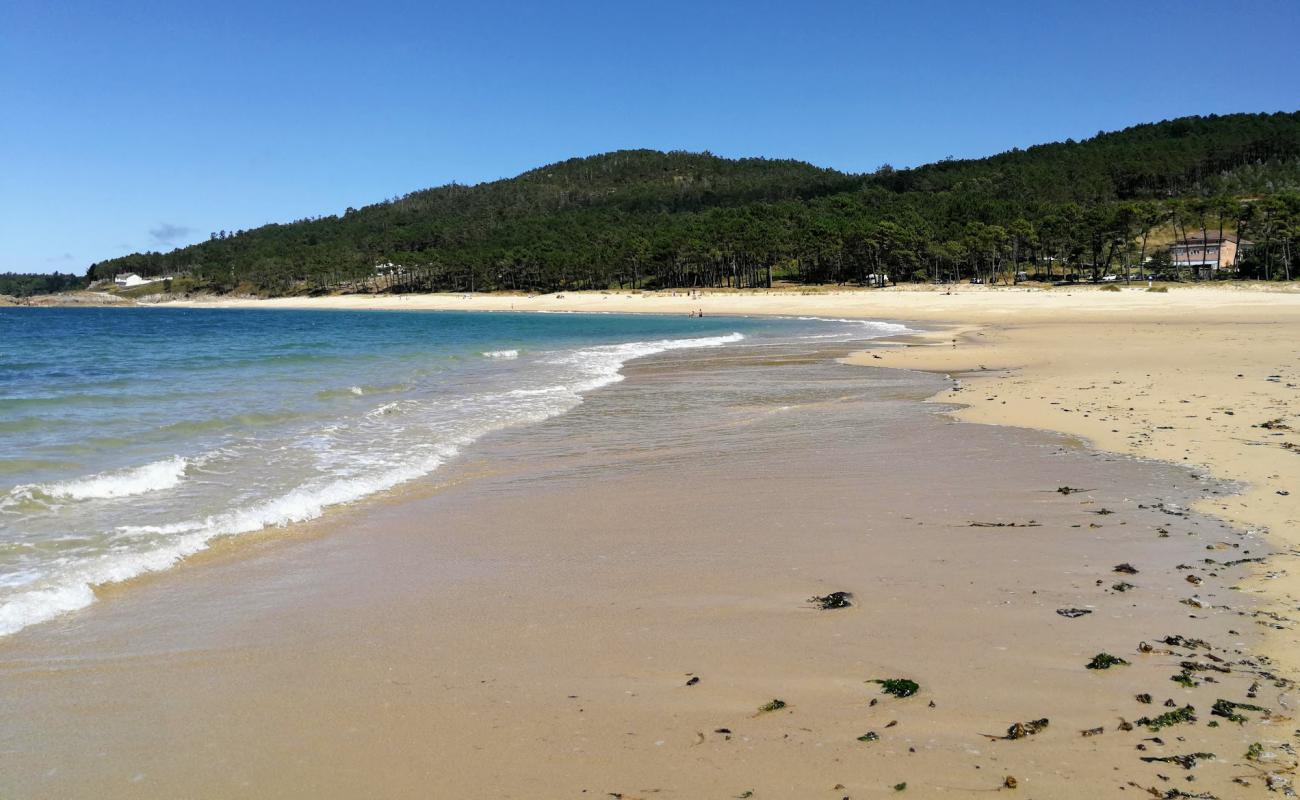 Praia do Lago'in fotoğrafı i̇nce beyaz kum yüzey ile